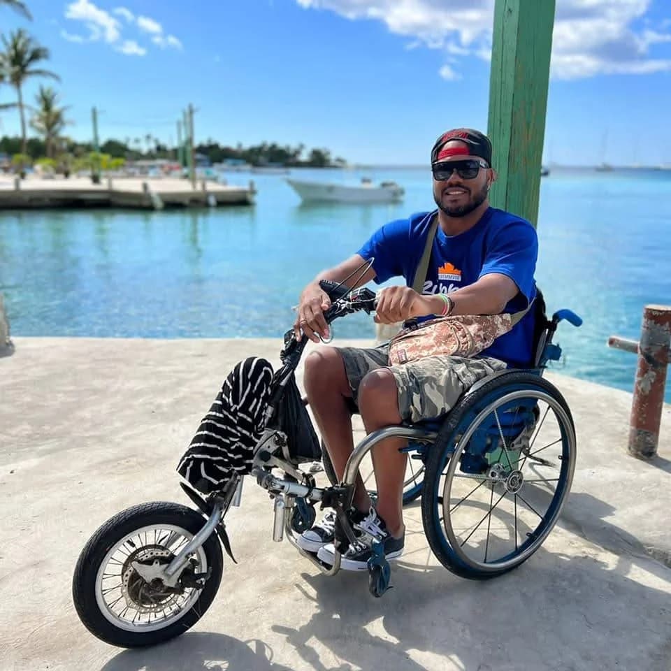 Edward Santana, guía local en Bayahibe